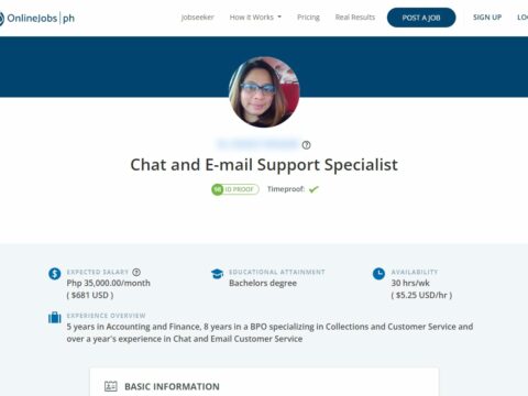 Chat and E-mail Support Specialist